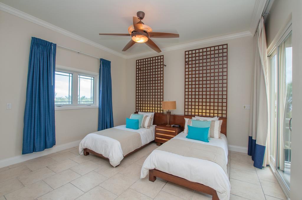 Alexandra Resort Grace Bay Exterior foto